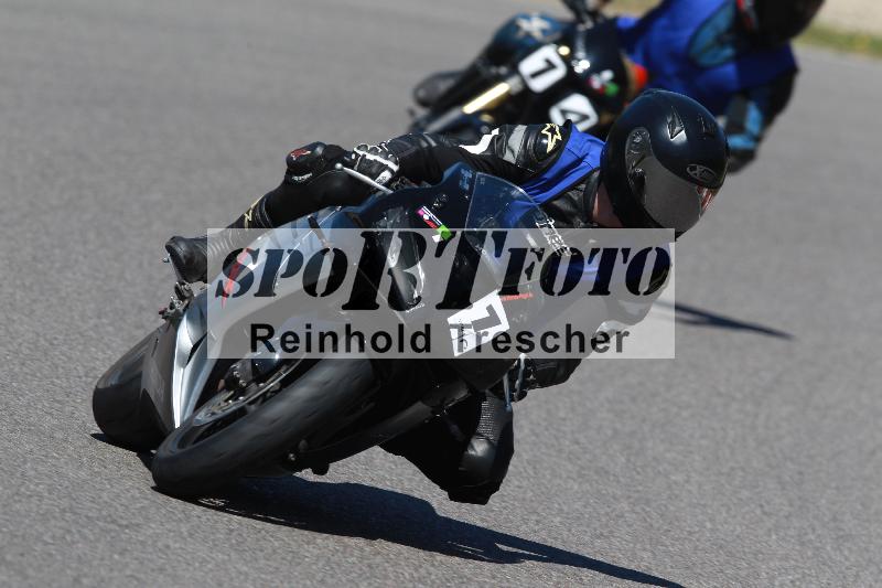 /Archiv-2022/07 16.04.2022 Speer Racing ADR/Instruktorengruppe/1